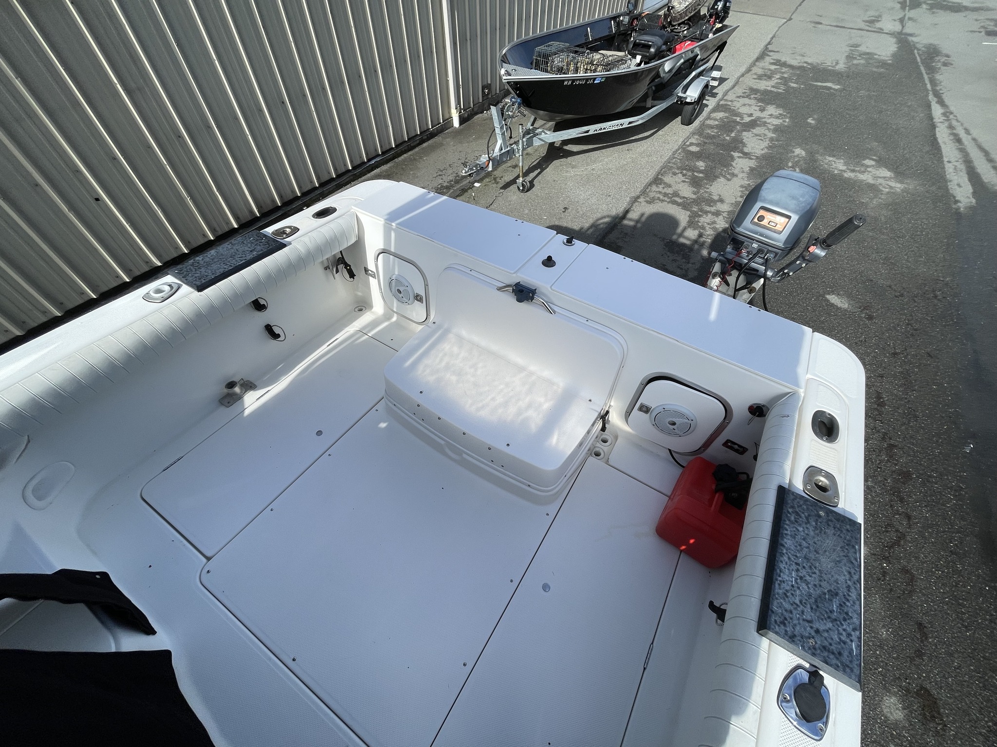BAYLINER 2352 MODEL YEAR 1999 - Image 7