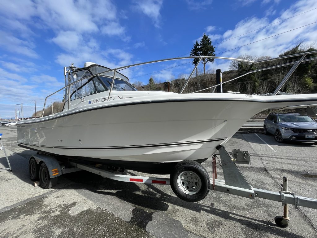 BAYLINER 2352 MODEL YEAR 1999