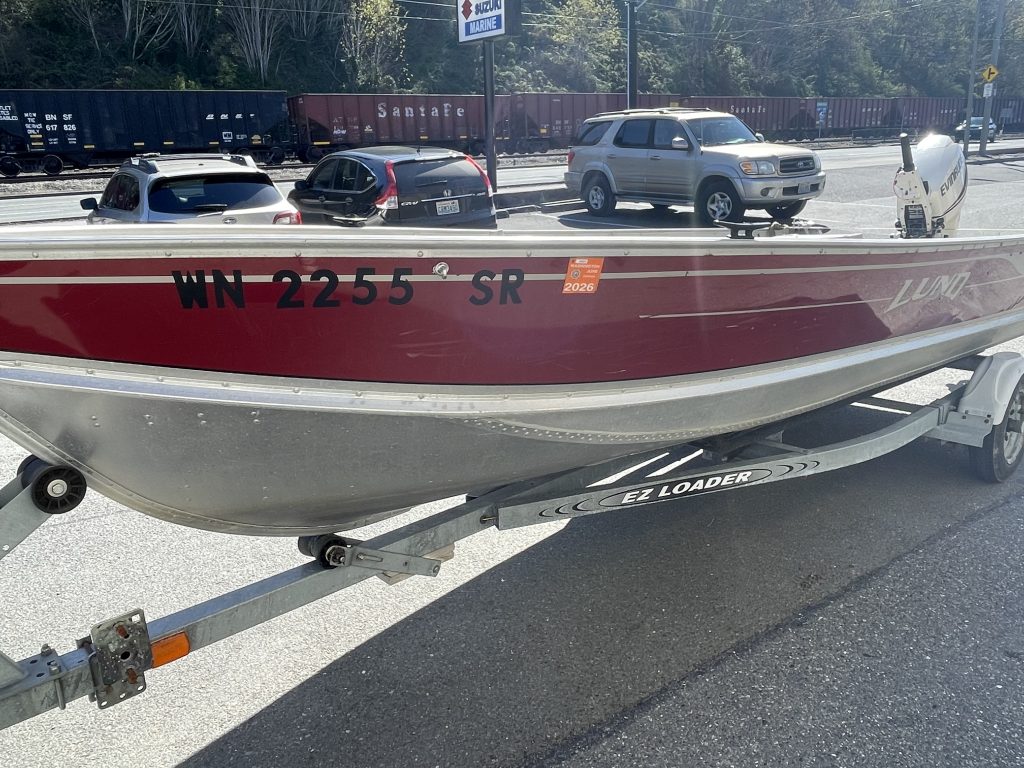 LUND 1650 REBEL MODEL YEAR 2001